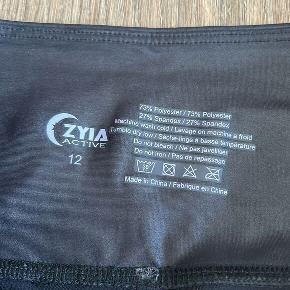 ((3 PIECE)) ZYIA ACTIVE BUNDLE SIZE 12/LARGE EUC- 2 LEGGINGS AND LS SHIRT - Picture 9 of 13